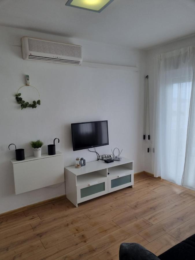 Apartmani Mali Selce Bagian luar foto