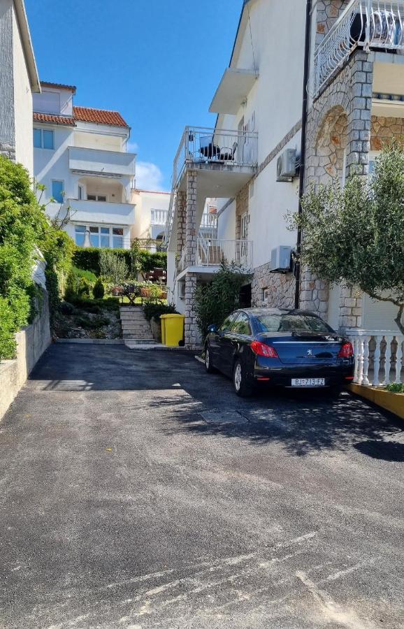 Apartmani Mali Selce Bagian luar foto